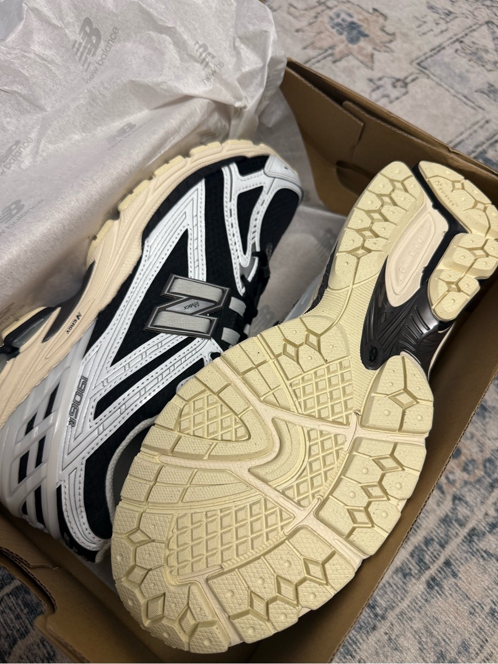 New Balance 1906R
